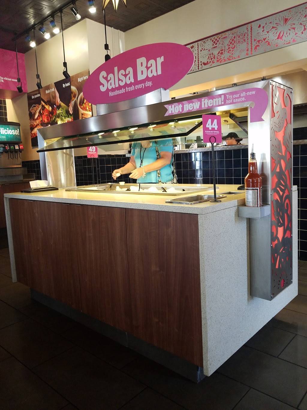 Taco Cabana | restaurant | 2347 E Southcross, San Antonio, TX 78223, USA | 2105322422 OR +1 210-532-2422
