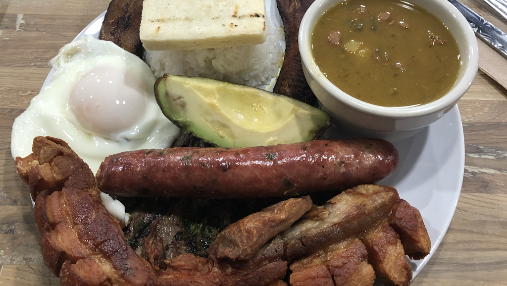 Tropicals | restaurant | 212 Westheimer Rd, Houston, TX 77006, USA | 7138938993 OR +1 713-893-8993