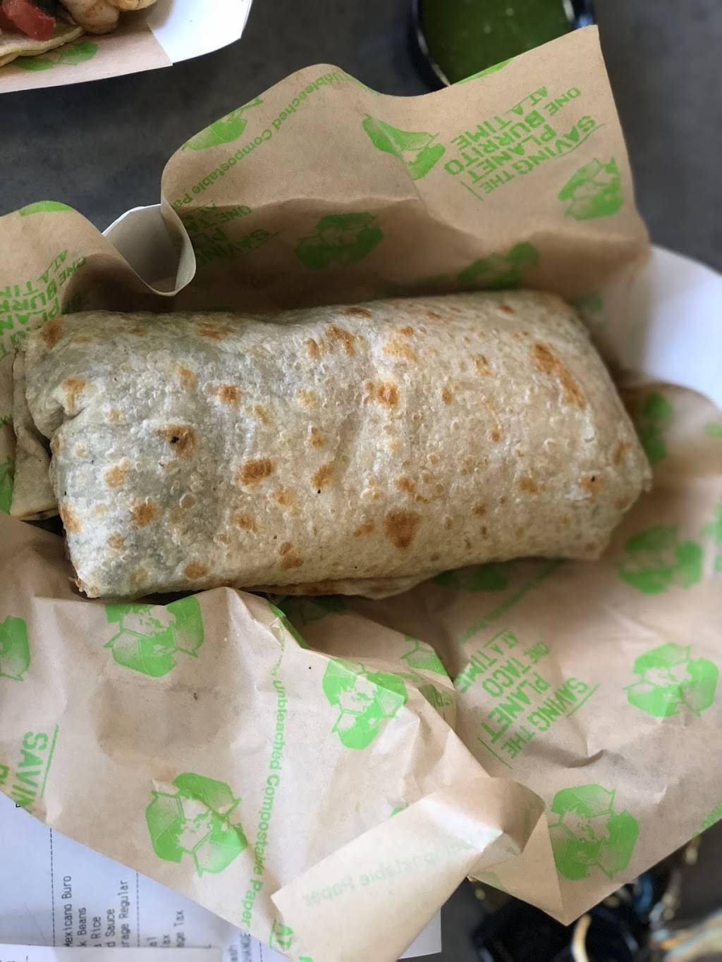 Baja Fresh | restaurant | 1020 Shaw Ave Ste B, Clovis, CA 93612, USA | 5593227000 OR +1 559-322-7000