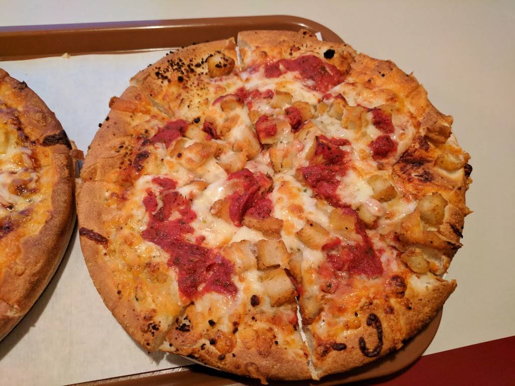 Hardwick House of Pizza | restaurant | 387 Wolcott St, Hardwick, VT 05843, USA | 8024723380 OR +1 802-472-3380