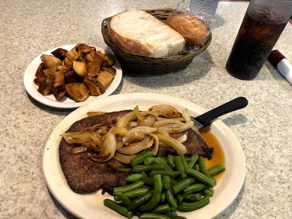 Full Moon Family Restaurant | restaurant | 1300 Skokie Hwy, Lake Bluff, IL 60044, USA | 8476890733 OR +1 847-689-0733