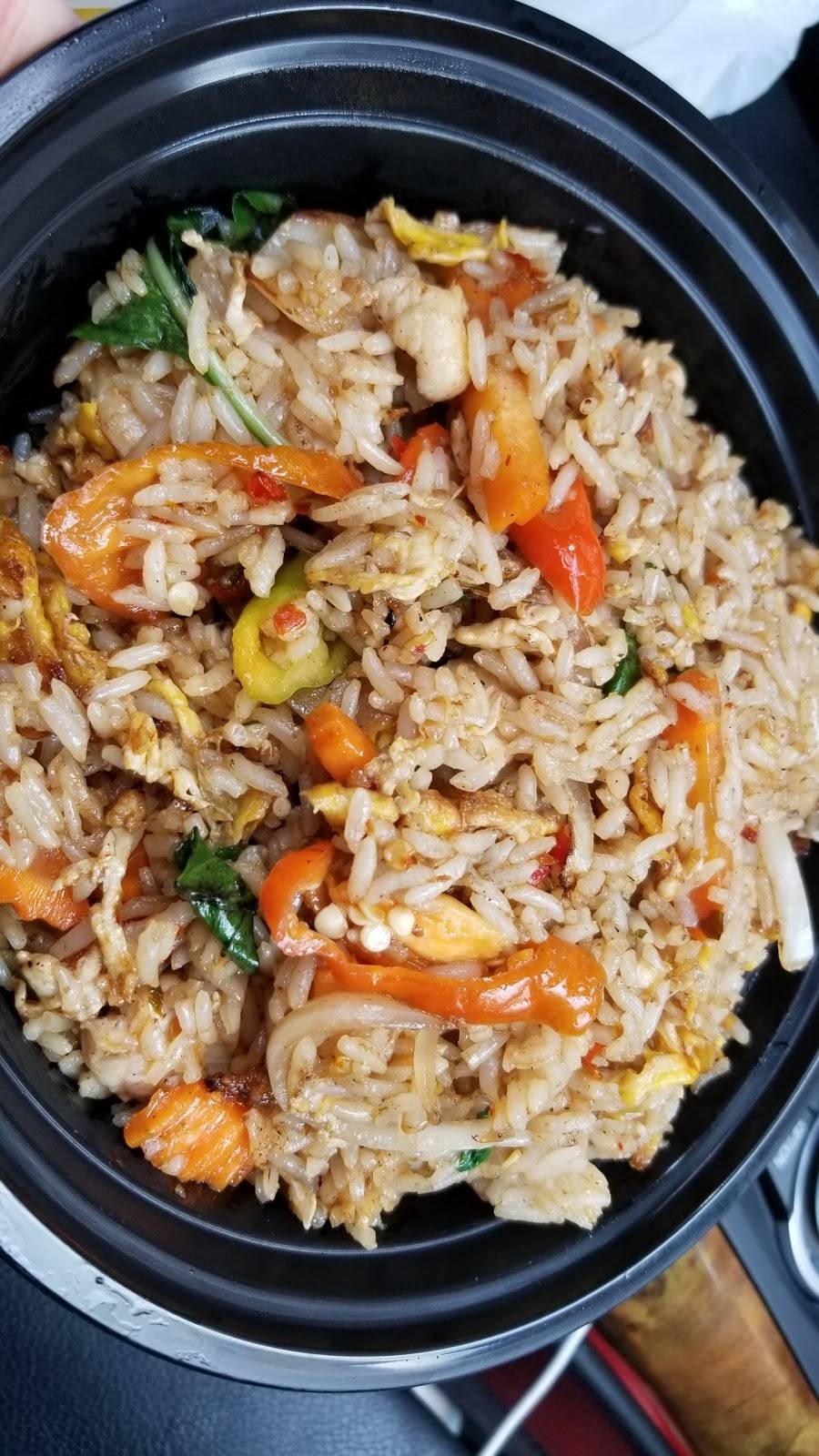 Thai sidewalk | restaurant | Jay st and, Front St, Brooklyn, NY 11201, USA | 6466418333 OR +1 646-641-8333