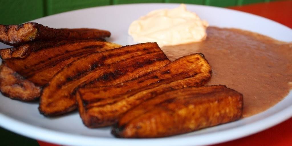 El Rey Pupusas, Tacos y Más | restaurant | 5622 Garth Rd, Baytown, TX 77521, USA | 2819174561 OR +1 281-917-4561