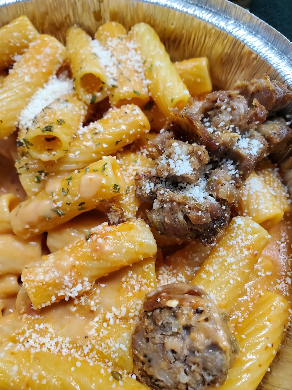 Pizza Napoli | restaurant | 636 W Lake St, Roselle, IL 60172, USA | 6308939000 OR +1 630-893-9000