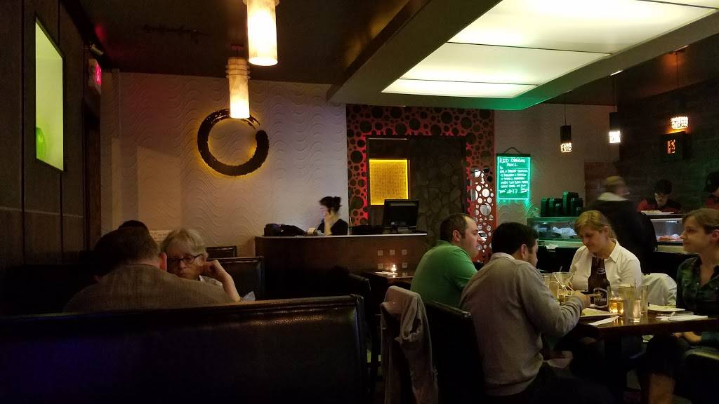 Shoga Sushi & Oyster Bar | restaurant | 300 E 88th St, New York, NY 10128, USA | 2122894635 OR +1 212-289-4635