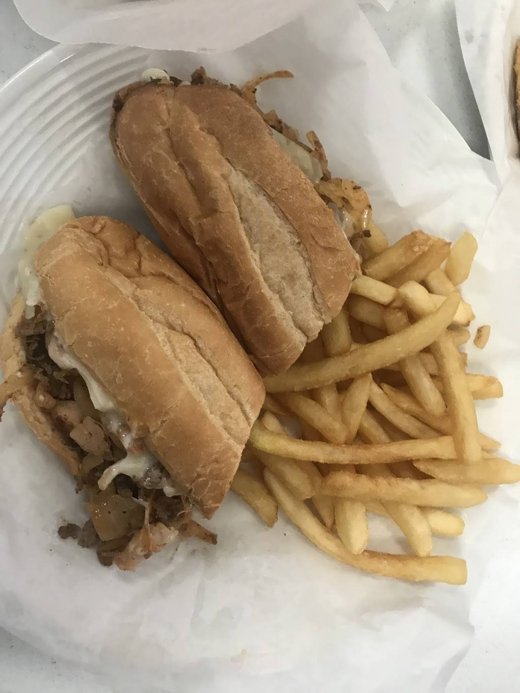 Prima Pizza | restaurant | 133 Back River Neck Rd, Essex, MD 21221, USA | 4105741100 OR +1 410-574-1100