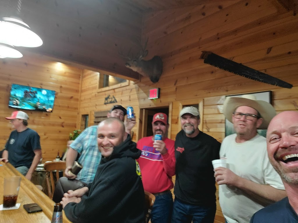 Cedar Creek Pizza | restaurant | 12036 CA-155, Glennville, CA 93226, USA | 6615368440 OR +1 661-536-8440