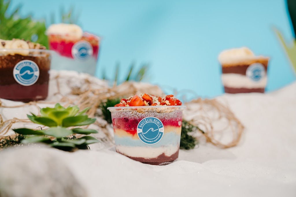 Nautical Bowls | restaurant | 8 W Gartner Rd #168, Naperville, IL 60540, USA | 3312810972 OR +1 331-281-0972