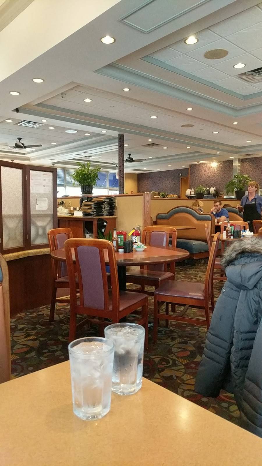 Lumes Pancake House and Restaurant | restaurant | 1902 Fabyan Pkwy, Batavia, IL 60510, USA | 6307619676 OR +1 630-761-9676