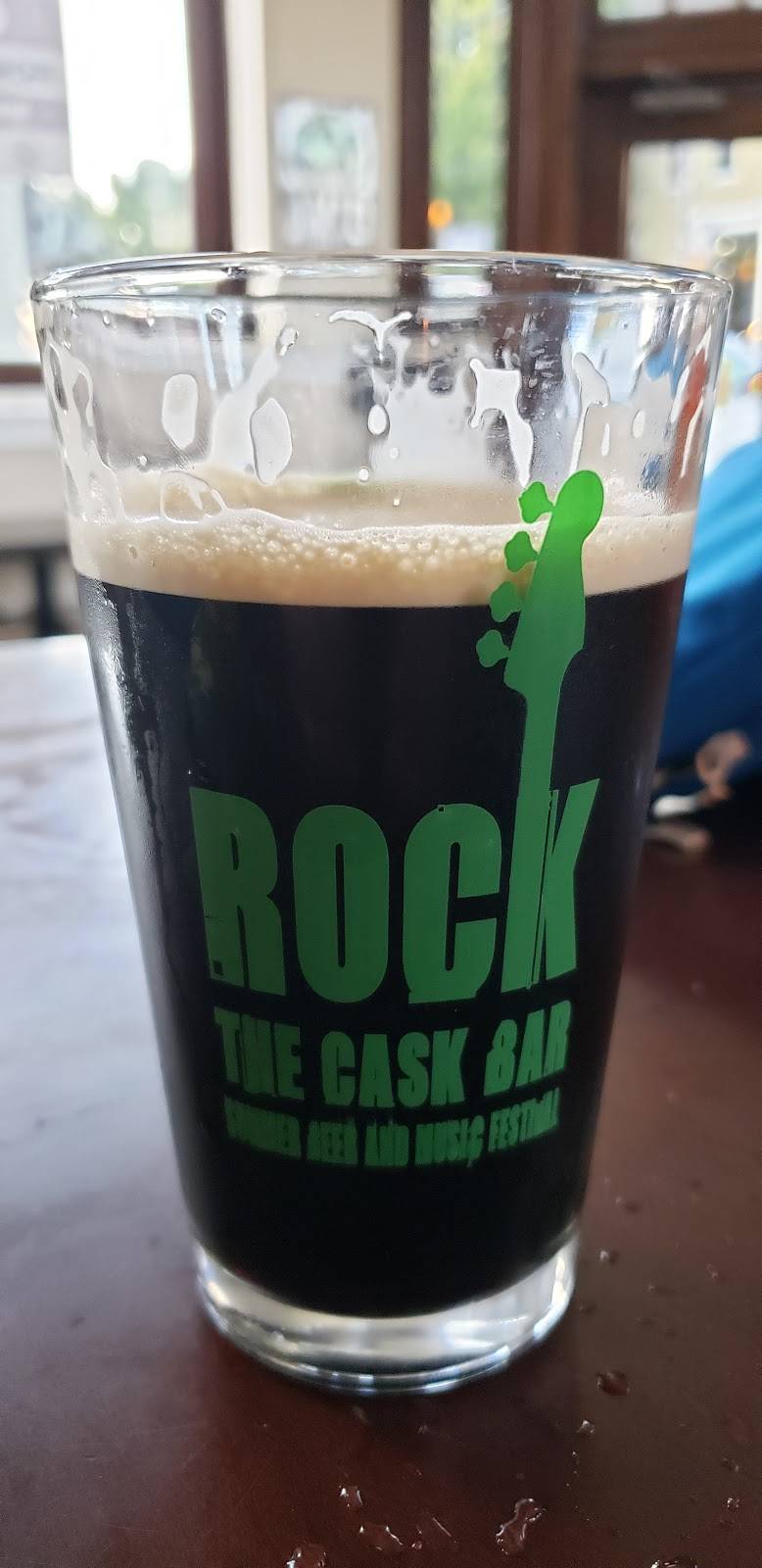 Peoples Taphouse | meal takeaway | 100 S Water St, Silverton, OR 97381, USA | 5038744613 OR +1 503-874-4613