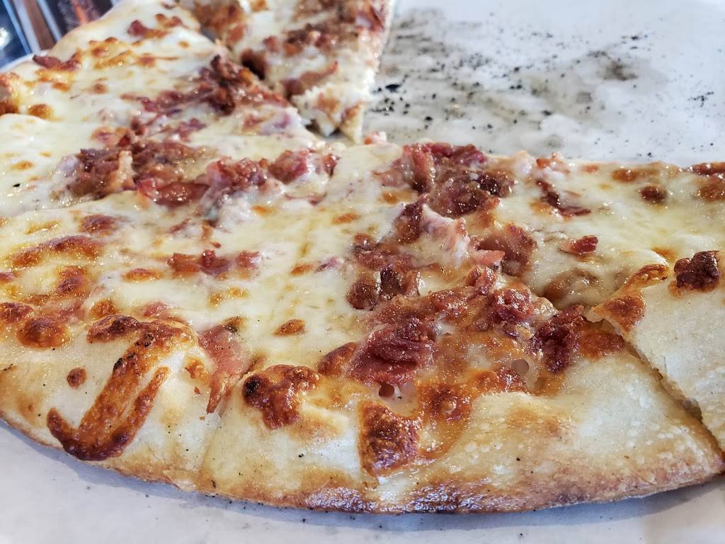 Randys Wooster Street Pizza | restaurant | 1000 Tolland Turnpike, Manchester, CT 06042, USA | 8606491166 OR +1 860-649-1166