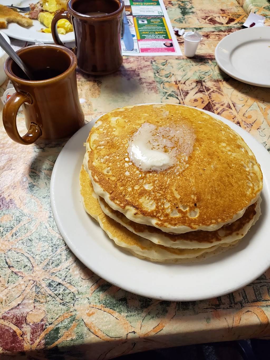 County Line Restaurant | restaurant | 14206 PA-35, Richfield, PA 17086, USA | 7176943535 OR +1 717-694-3535