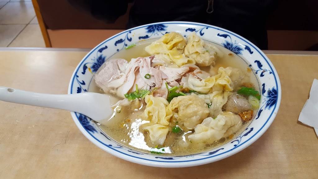 T K Noodles 12 | restaurant | 6930 65th St # 131, Sacramento, CA 95823, USA | 9164226000 OR +1 916-422-6000