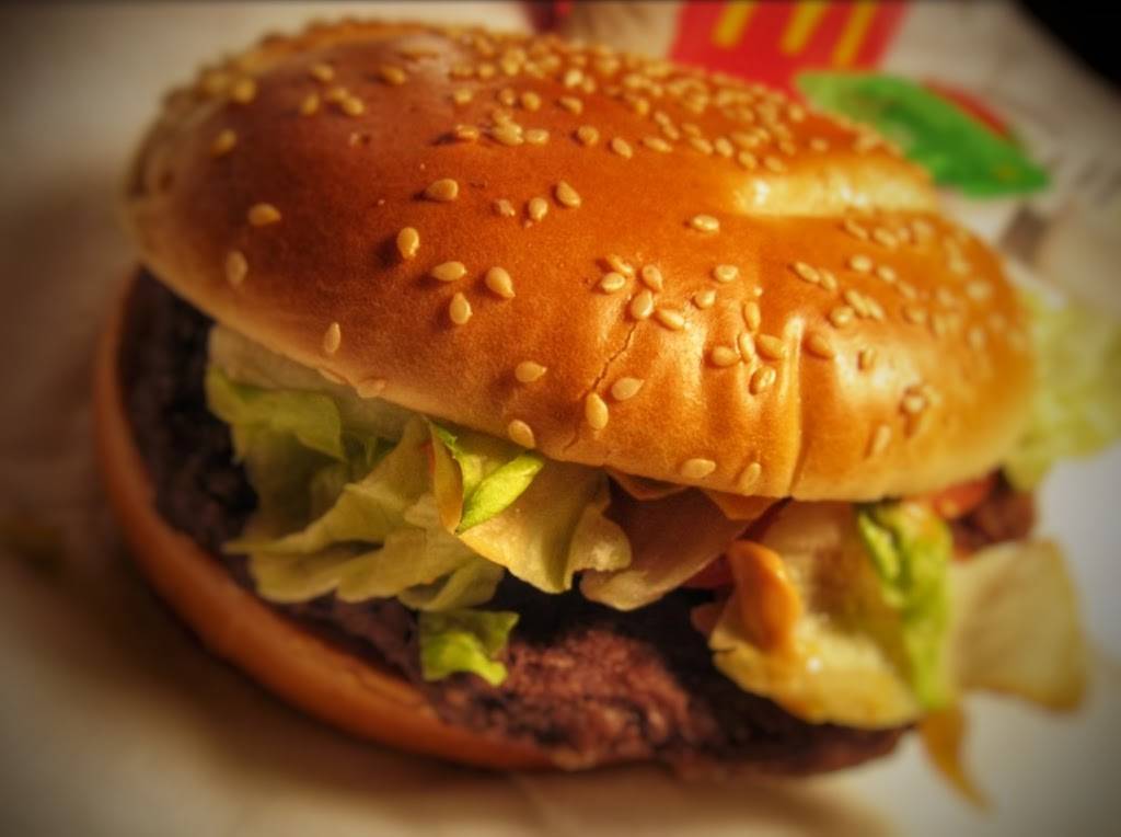 McDonalds | cafe | 38 Boulevard du Mont-Bleu, Gatineau, QC J8Z 1J3, Canada | 8197702031 OR +1 819-770-2031