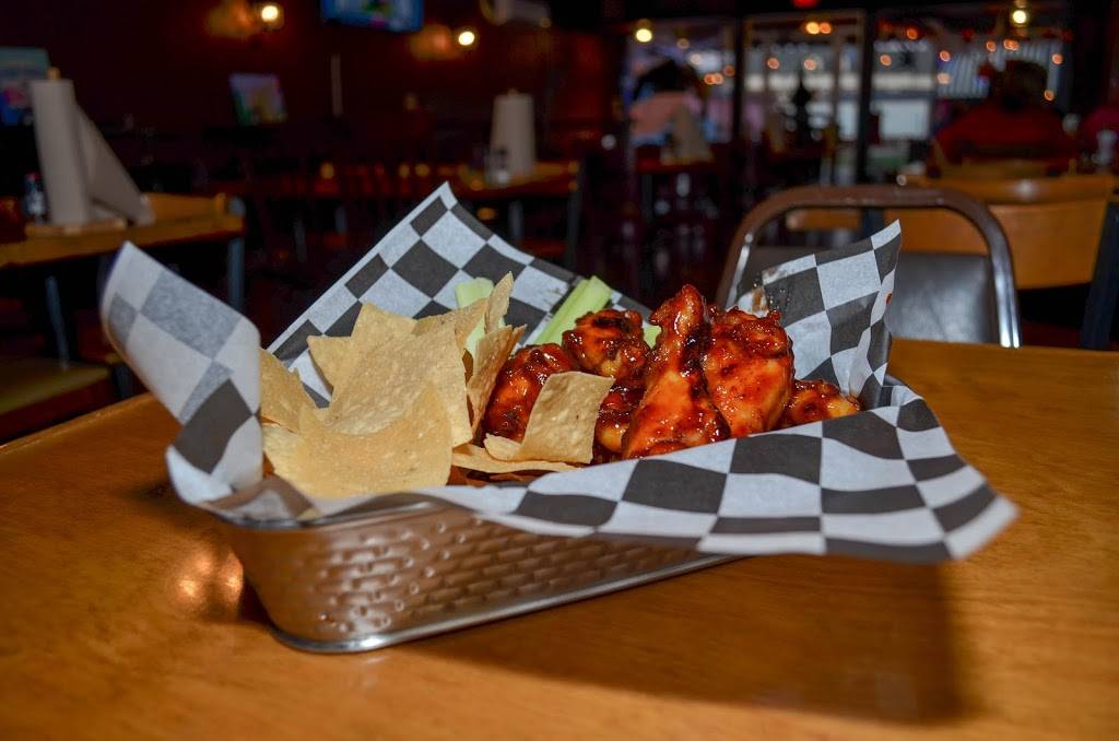 Shell’s Downtown | restaurant | 105 N Center Ave, Piedmont, AL 36272, USA | 2566453073 OR +1 256-645-3073