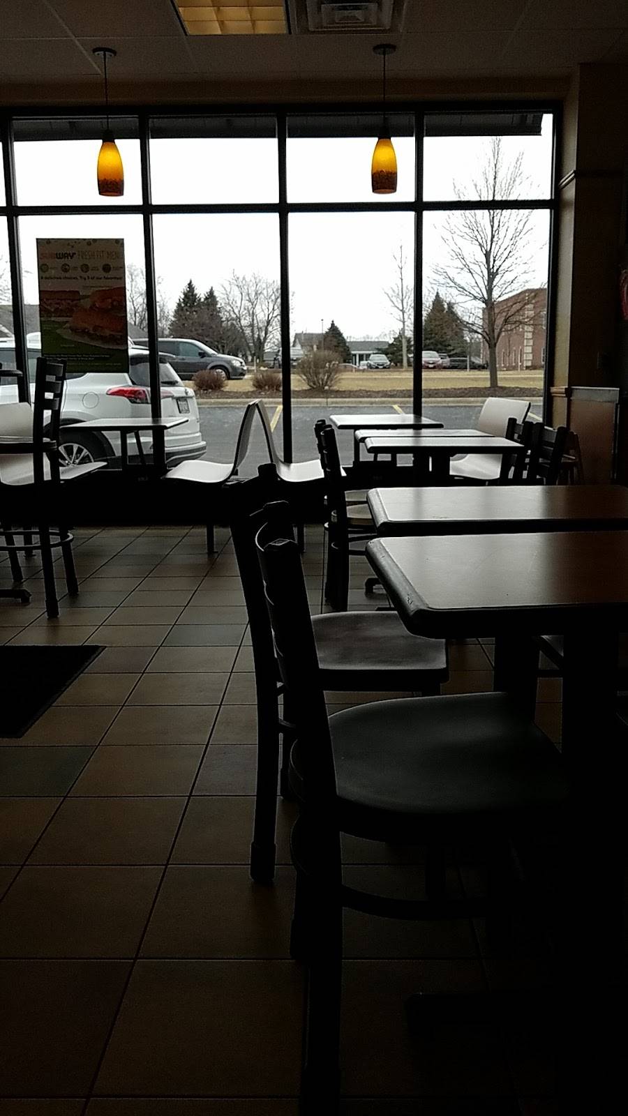 Subway | restaurant | 6320 E Riverside Blvd, Loves Park, IL 61111, USA | 8156542111 OR +1 815-654-2111