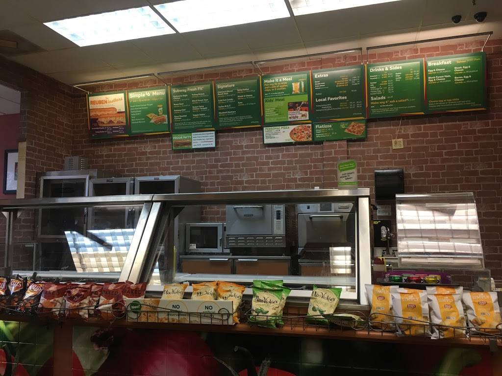 Subway Restaurants | restaurant | Registry Square, 9720 Princess Palm Ave Suite 116, Tampa, FL 33619, USA | 8136280877 OR +1 813-628-0877