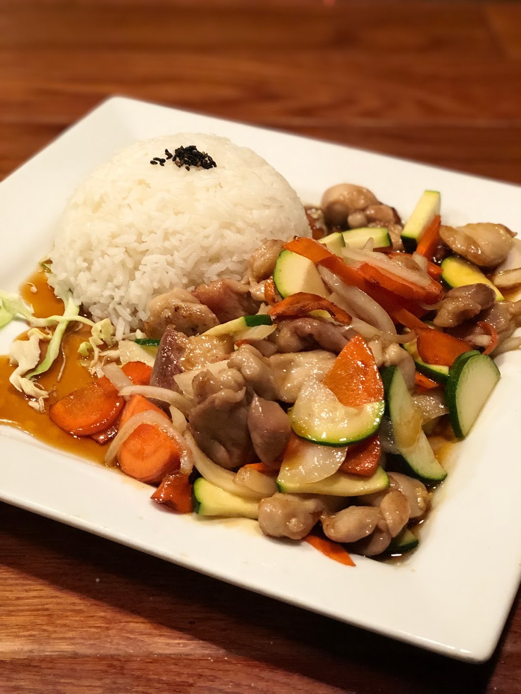 Bonzai Steak Teriyaki & Sushi | restaurant | 112 W Harrison St, Kirksville, MO 63501, USA | 6606653616 OR +1 660-665-3616