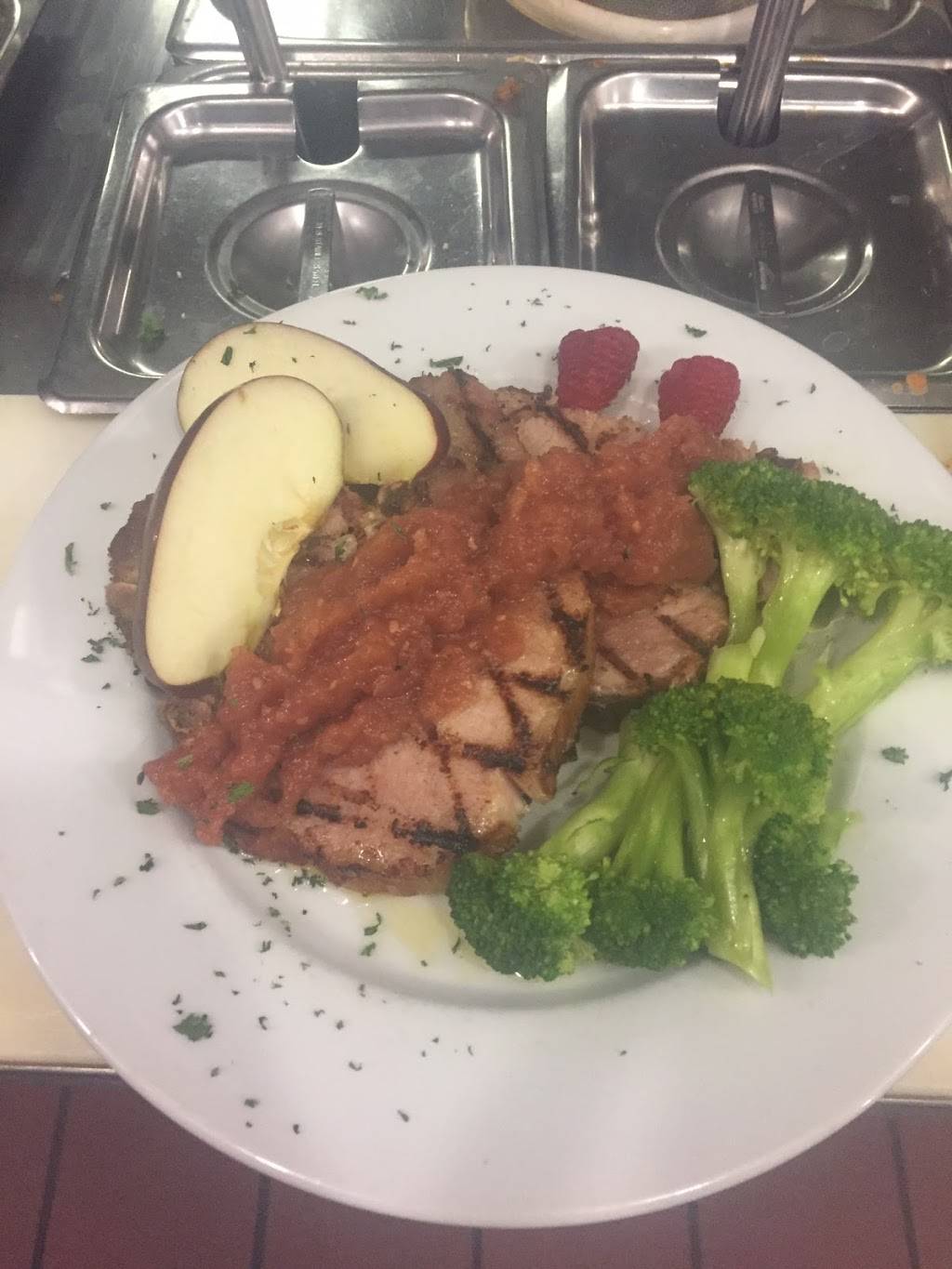 Featherbone Restaurant & Lounge | night club | 6741 W. US12, Three Oaks, MI 49128, USA | 2697566821 OR +1 269-756-6821