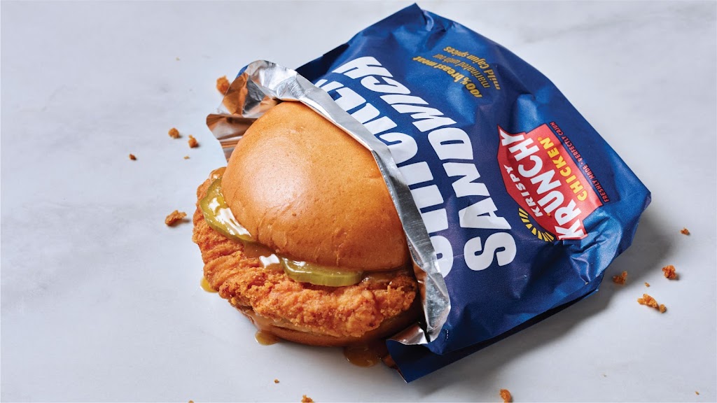 Krispy Krunchy Chicken | restaurant | 14012 LA-44, Gonzales, LA 70737, USA | 2256444016 OR +1 225-644-4016