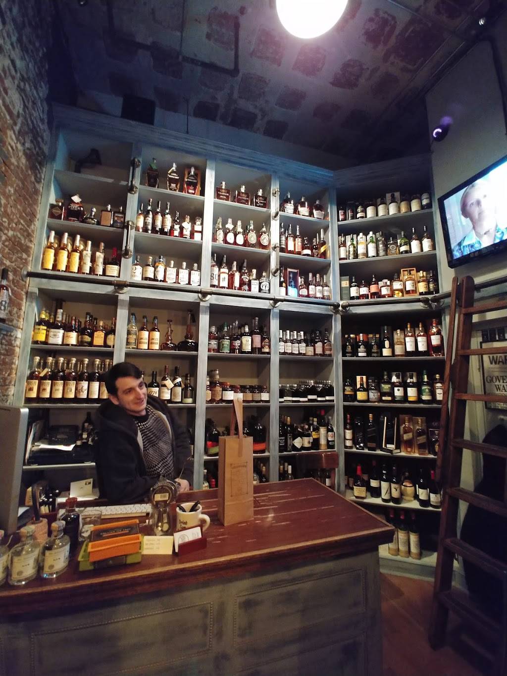 The Whiskey Annex | night club | 44 Berry St, Brooklyn, NY 11249, USA | 7183878444 OR +1 718-387-8444