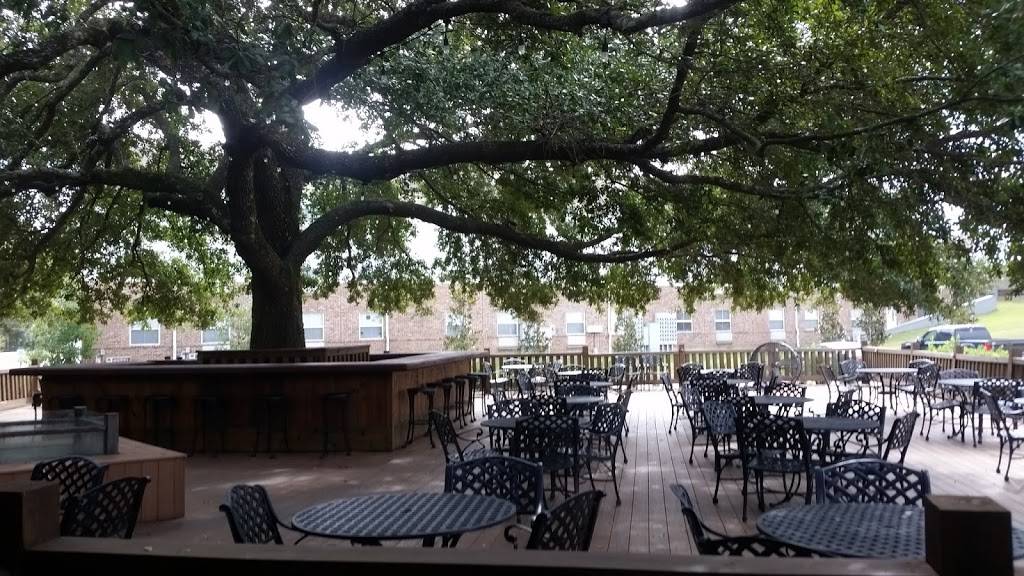 The Francis Southern Table & Bar | restaurant | 6747 US-61, St Francisville, LA 70775, USA | 2256350033 OR +1 225-635-0033