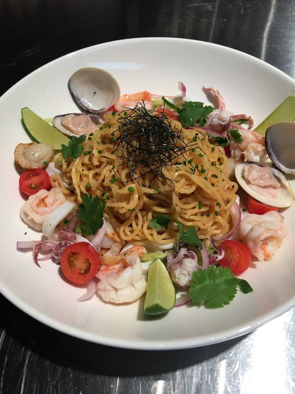 Ramen Mafia | restaurant | 208 Franklin St, Brooklyn, NY 11222, USA | 3475991212 OR +1 347-599-1212