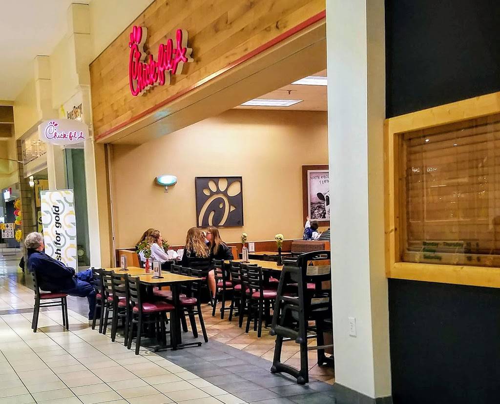 Chick-fil-A | restaurant | 201 S Estes Dr Spc 51, Chapel Hill, NC 27514, USA | 9199680126 OR +1 919-968-0126