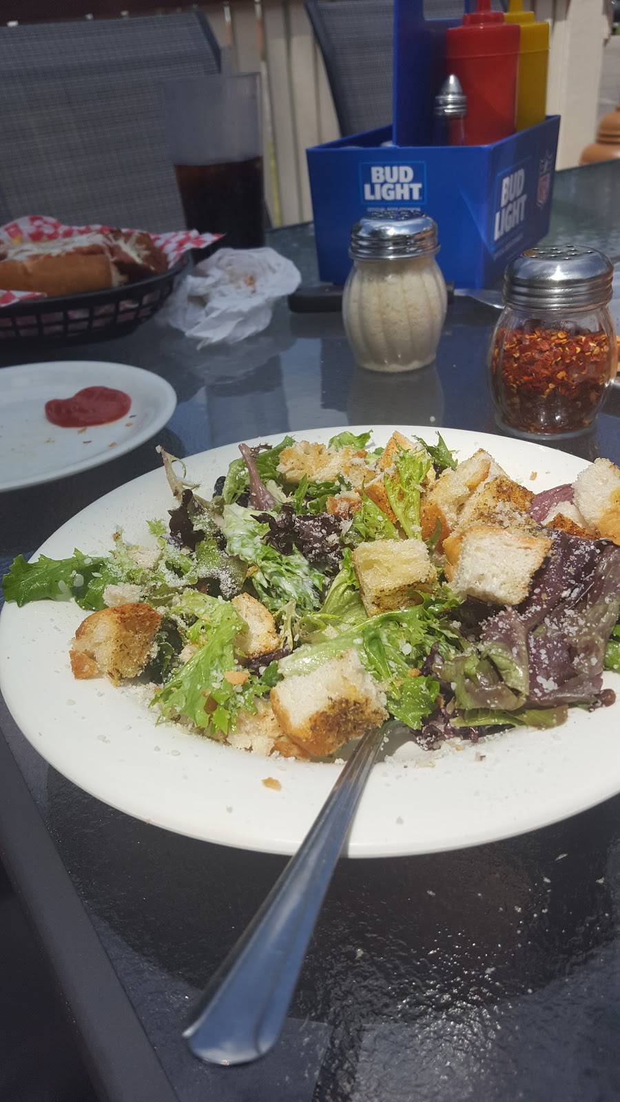 Rosies Italian Eatery | restaurant | 26250 W Heart O Lakes Blvd, Antioch, IL 60002, USA | 8473957800 OR +1 847-395-7800