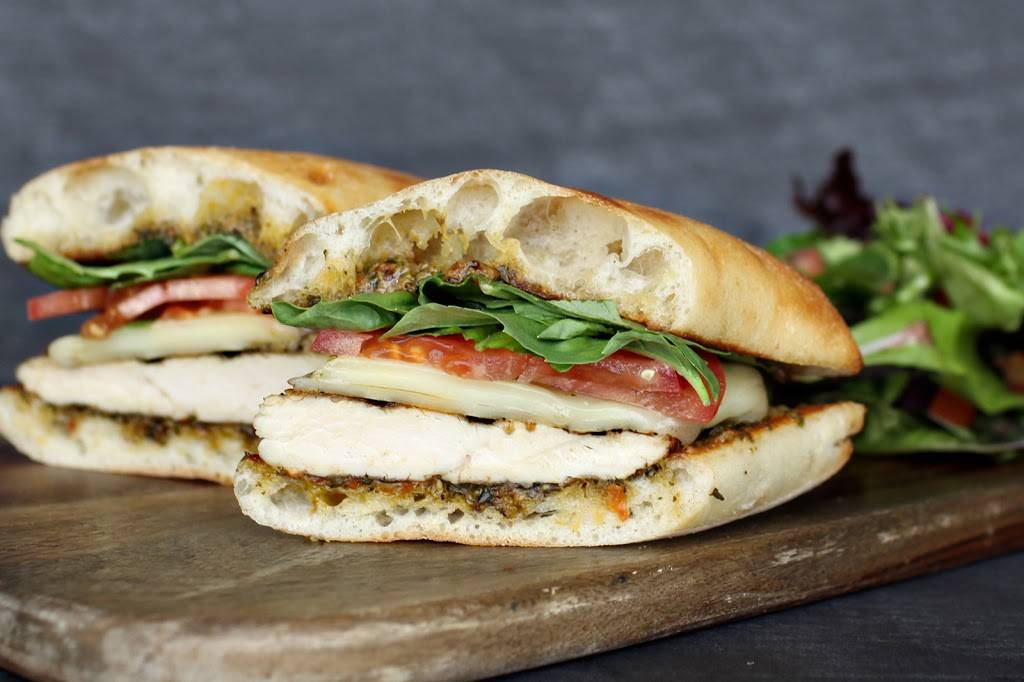 Max & Ermas | restaurant | 1210 Levis Commons Blvd, Perrysburg, OH 43551, USA | 4199310220 OR +1 419-931-0220