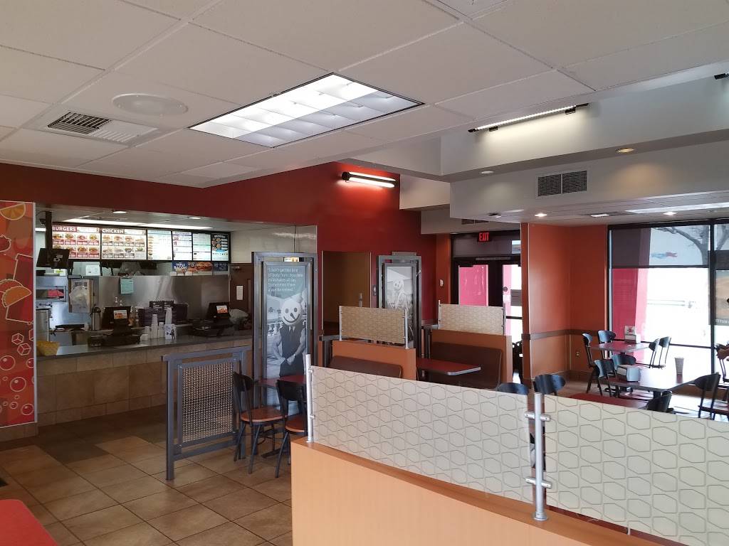 Jack in the Box | restaurant | 1500 S University Dr, Fort Worth, TX 76107, USA | 8178770797 OR +1 817-877-0797