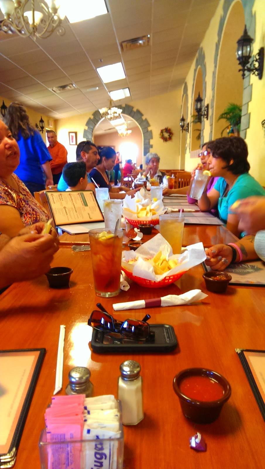 Martinez Restaurant | restaurant | 901 Gross Rd, Mesquite, TX 75149, USA | 9722887772 OR +1 972-288-7772