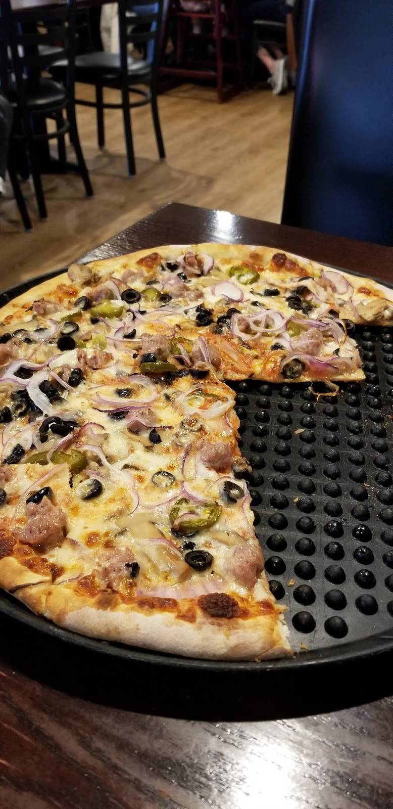 Fontas Pizza Restaurant | restaurant | 2400 8th Ave, Greeley, CO 80631, USA | 9703569200 OR +1 970-356-9200