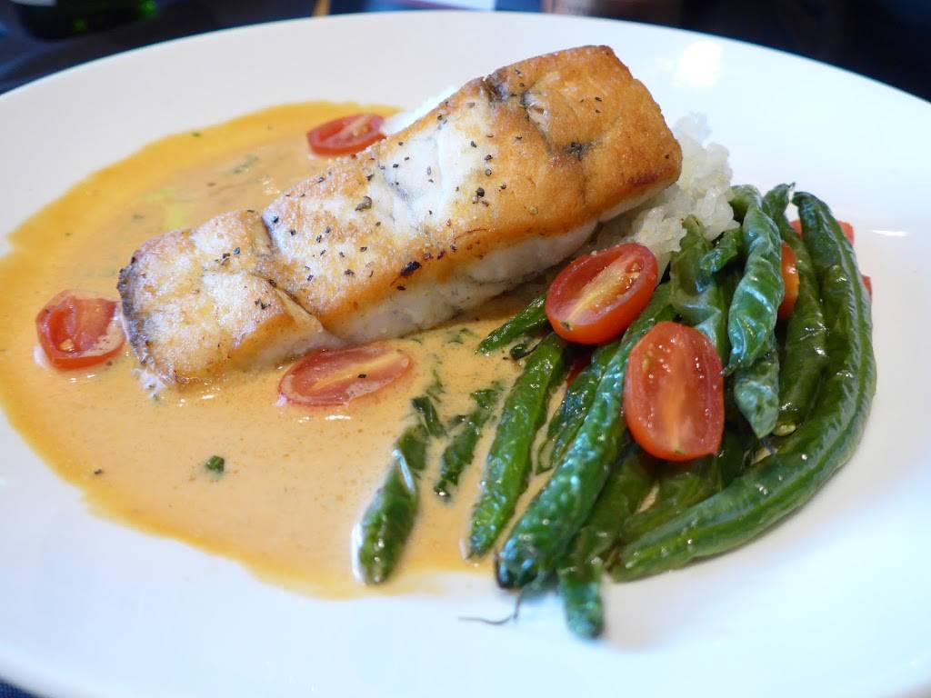 Cooper’s Hawk Winery & Restaurant | restaurant | 1801 Butterfield Rd, Downers Grove, IL 60515, USA | 3312159463 OR +1 331-215-9463