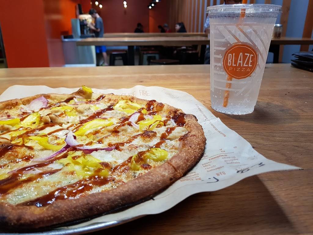 Blaze Pizza | meal takeaway | 212 F St, Davis, CA 95616, USA | 5302008878 OR +1 530-200-8878