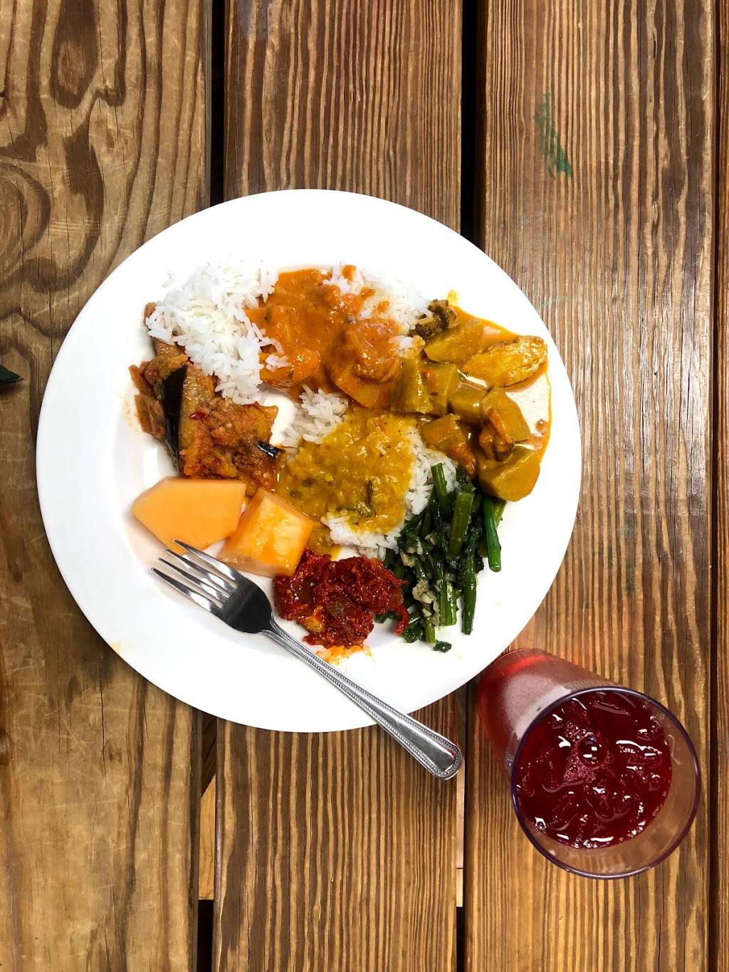 TKs Fruit Produce & Bubble Tea | restaurant | 243 Walnut St, Morgantown, WV 26505, USA | 3044134729 OR +1 304-413-4729