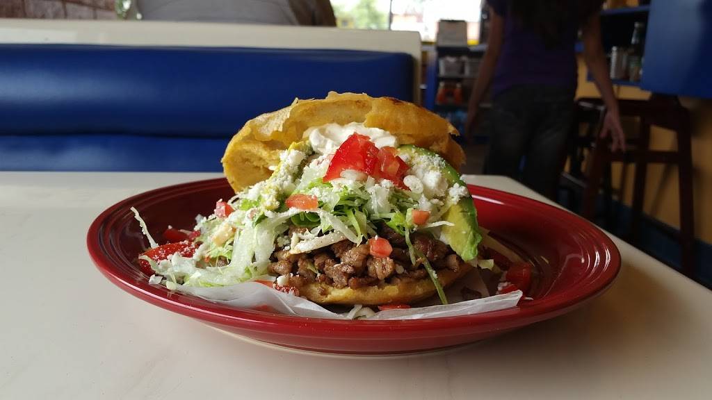 MAMÁ Lichas Kitchen | restaurant | 13867 Foothill Blvd, Sylmar, CA 91342, USA | 8183670752 OR +1 818-367-0752