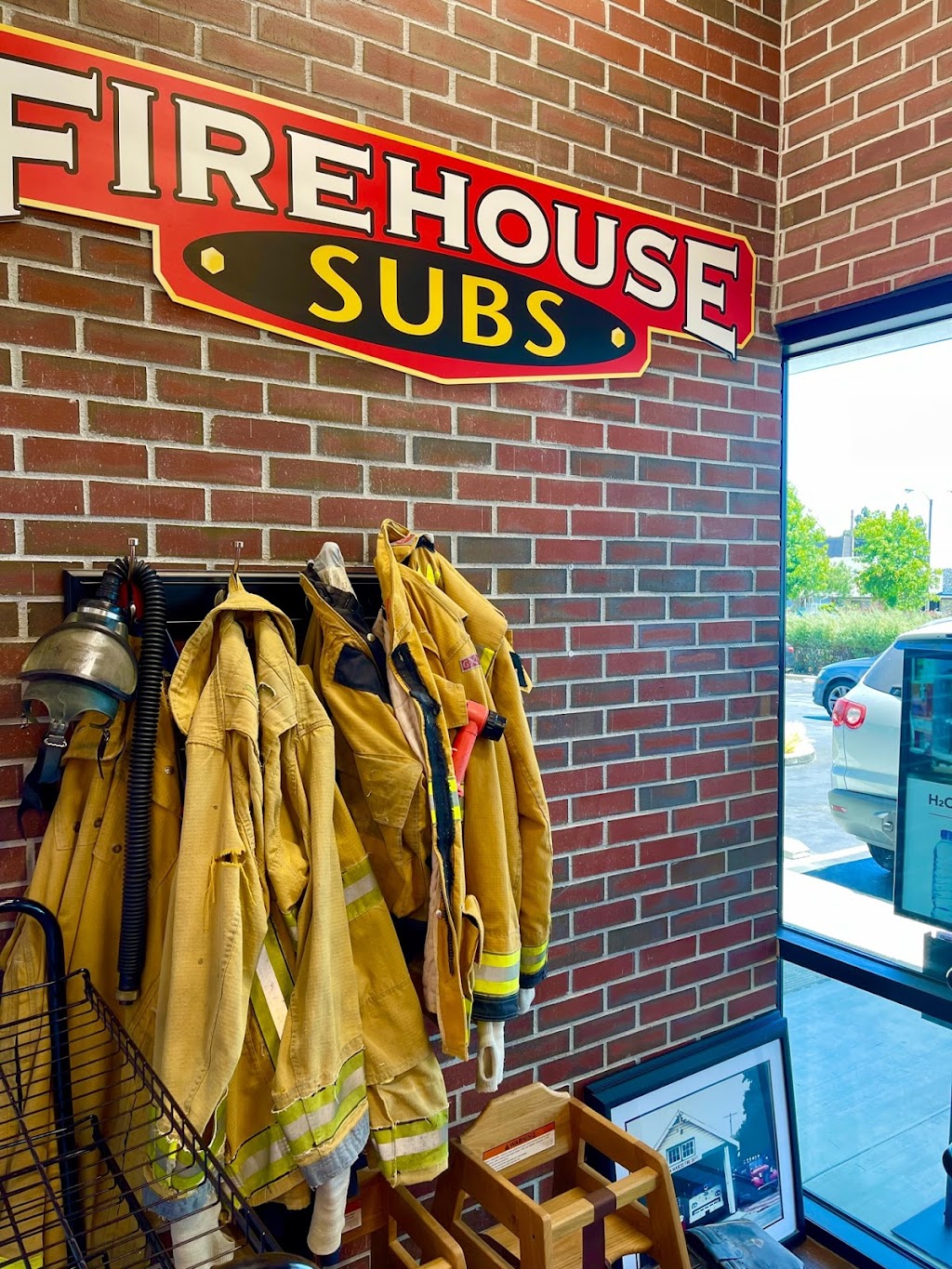Firehouse Subs Wateridge Center at Ladera Heights | restaurant | 5035 W Slauson Ave Unit E, Los Angeles, CA 90056, USA | 3238159300 OR +1 323-815-9300