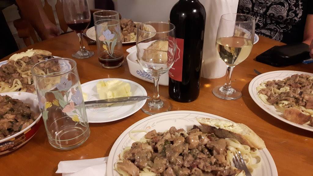 Little Panda Restaurant | meal takeaway | 389 Wharncliffe Rd S, London, ON N6J 2M2, Canada | 5196450880 OR +1 519-645-0880