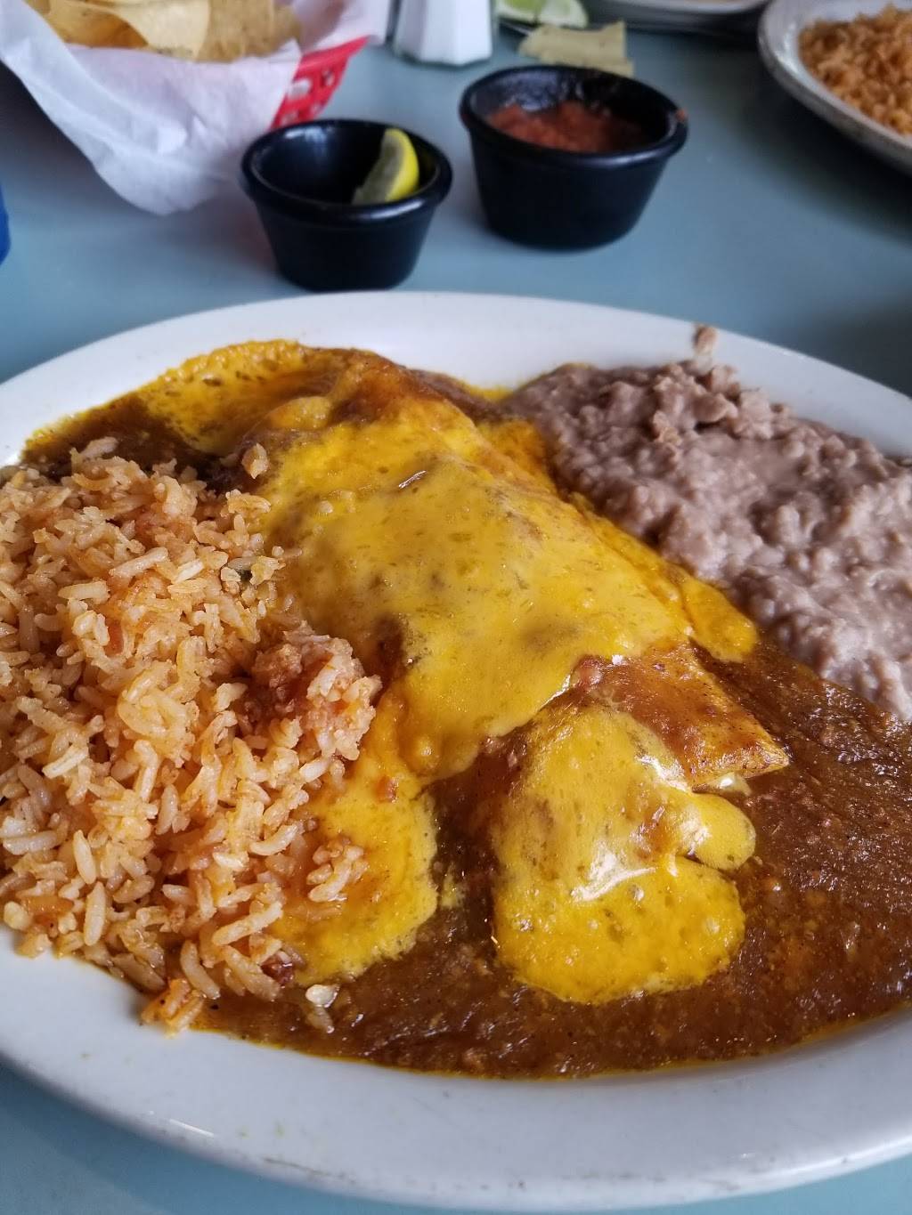 El Rio Mexican Restaurant | restaurant | 1361 S Main St #600, Boerne, TX 78006, USA | 8302499846 OR +1 830-249-9846