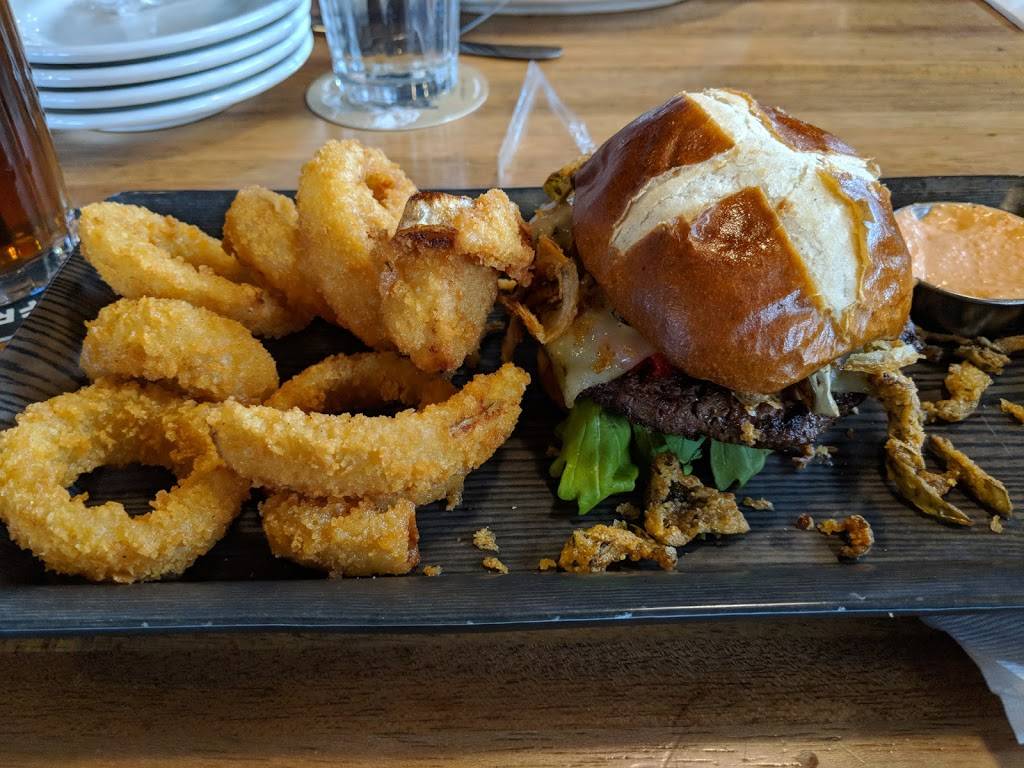 C.B. & Potts | restaurant | 261 Kaycee Case Pl, Colorado Springs, CO 80921, USA | 7194819034 OR +1 719-481-9034