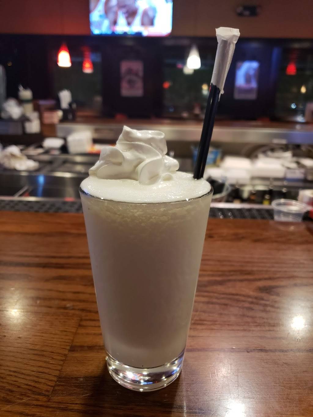 TGI Fridays | restaurant | 335 Union St, Waterbury, CT 06706, USA | 2035918800 OR +1 203-591-8800