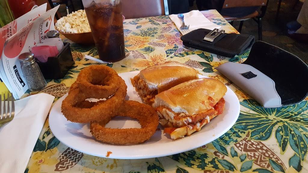 Tower Pizza | restaurant | 8351 Lincoln Blvd, Los Angeles, CA 90045, USA | 3104104680 OR +1 310-410-4680