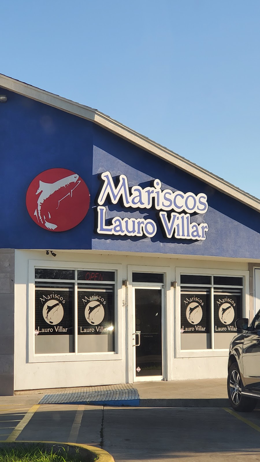 Mariscos Lauro Villar | restaurant | 975 W Ruben M Torres Sr Blvd, Brownsville, TX 78520, USA | 9565614111 OR +1 956-561-4111