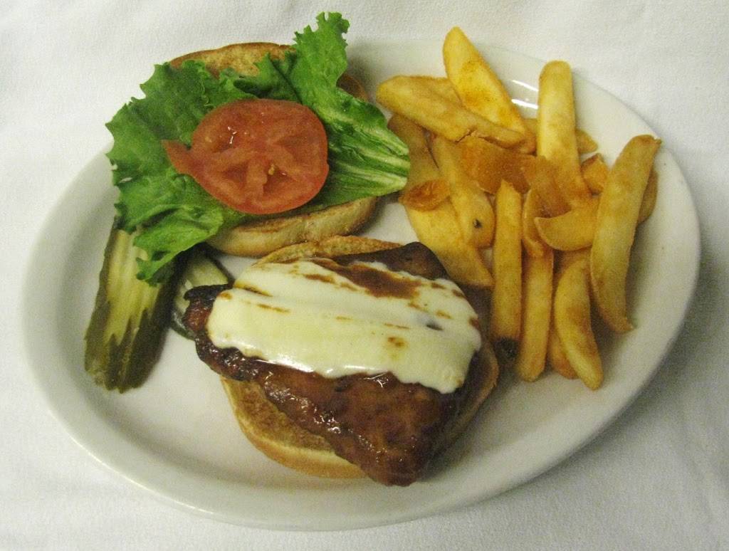 McKenzie Landing | restaurant | 1350 County Hwy E, Spooner, WI 54801, USA | 7156352520 OR +1 715-635-2520