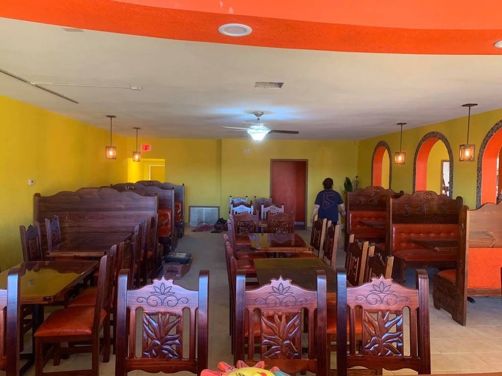 Garcia Family Restaurant | restaurant | 118 S, 3rd St, Underwood, IA 51576, USA | 7125663606 OR +1 712-566-3606