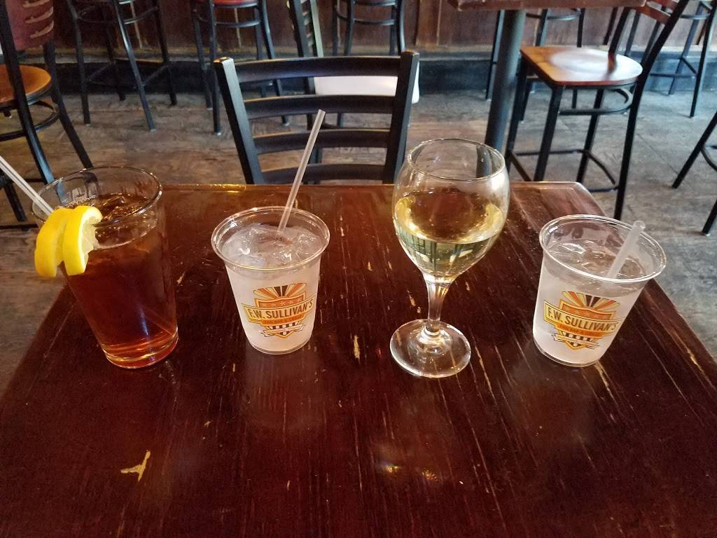 F.W. Sullivans | restaurant | 2401 W Main St, Richmond, VA 23220, USA | 8043088576 OR +1 804-308-8576