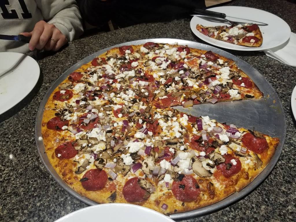 Ricos Pizzeria | restaurant | 972 Hamilton Rd, London, ON N5W 1V6, Canada | 5194559050 OR +1 519-455-9050