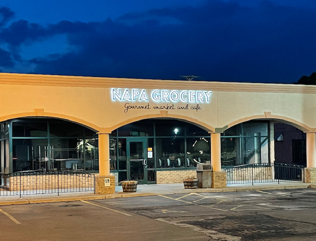 Napa Grocery Gourmet Market and Cafe | meal takeaway | 4350 Boardman-Canfield Rd, Canfield, OH 44406, USA | 3302863136 OR +1 330-286-3136