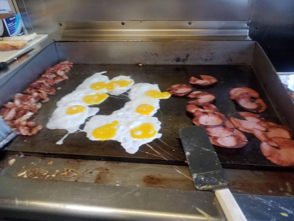 Yankees Lunch Truck | restaurant | 550 E Port St, Newark, NJ 07114, USA | 9734669458 OR +1 973-466-9458